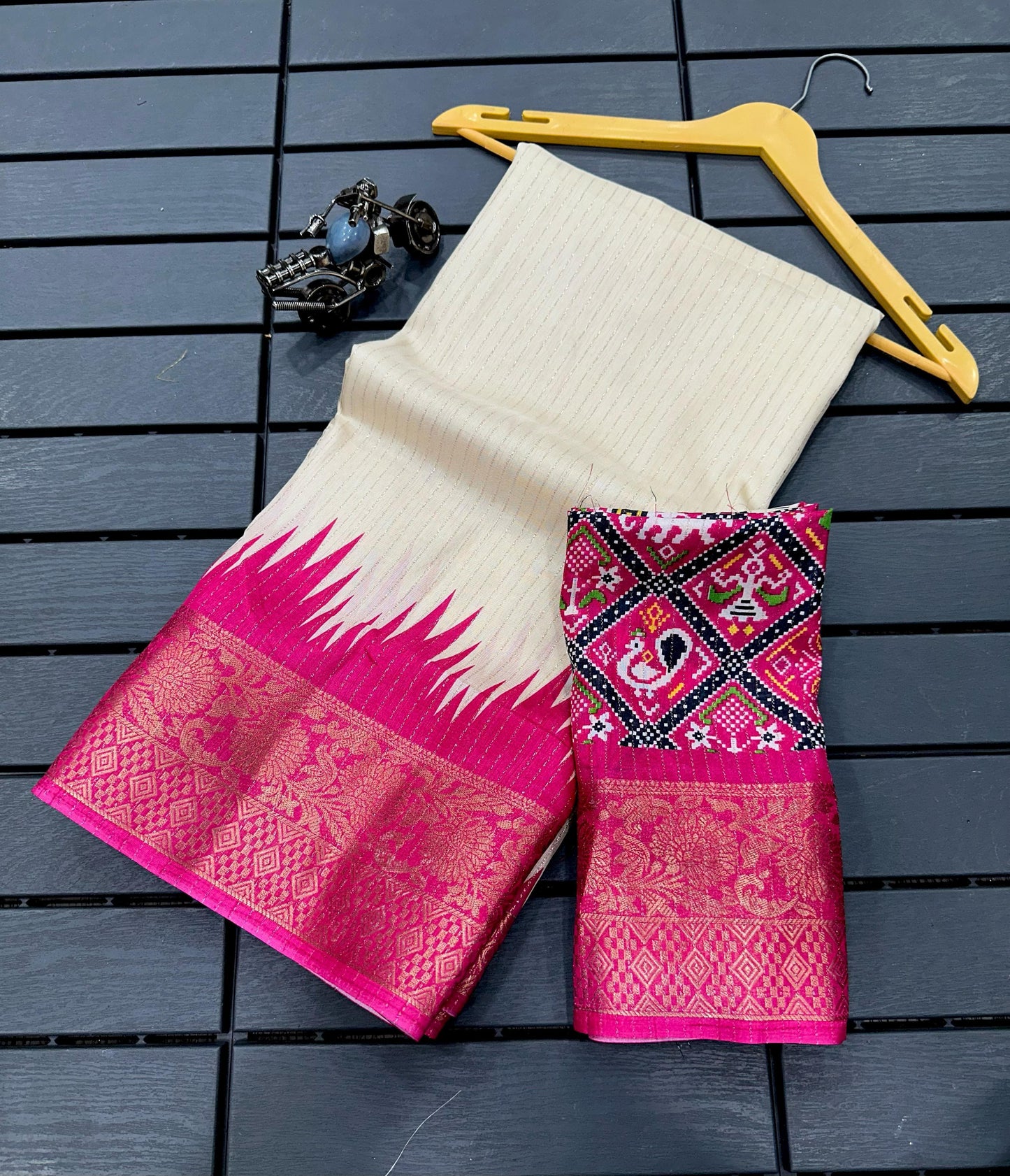 New Launch: Rekko Silk Floral Saree with Contrast Border