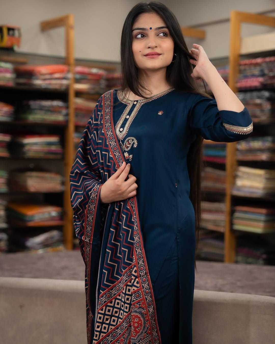 Elegant Chanderi Silk Kurti Set with Embroidered Muslin Dupatta