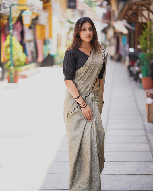 Premium Gadhwal Chex Saree with Arca Work & Lucknowi Work Blouse