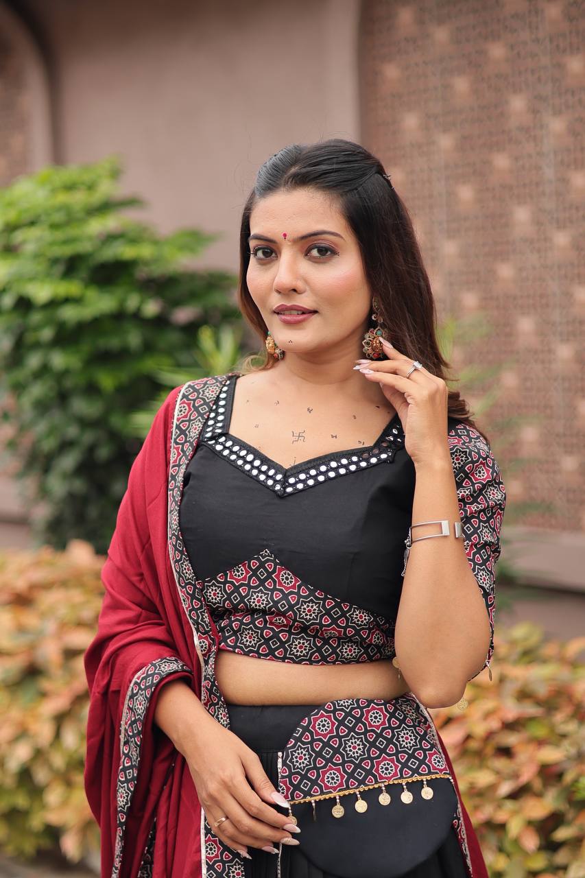 Navratri Special Gamthi Work Cotton Lehenga Choli Set with Purse