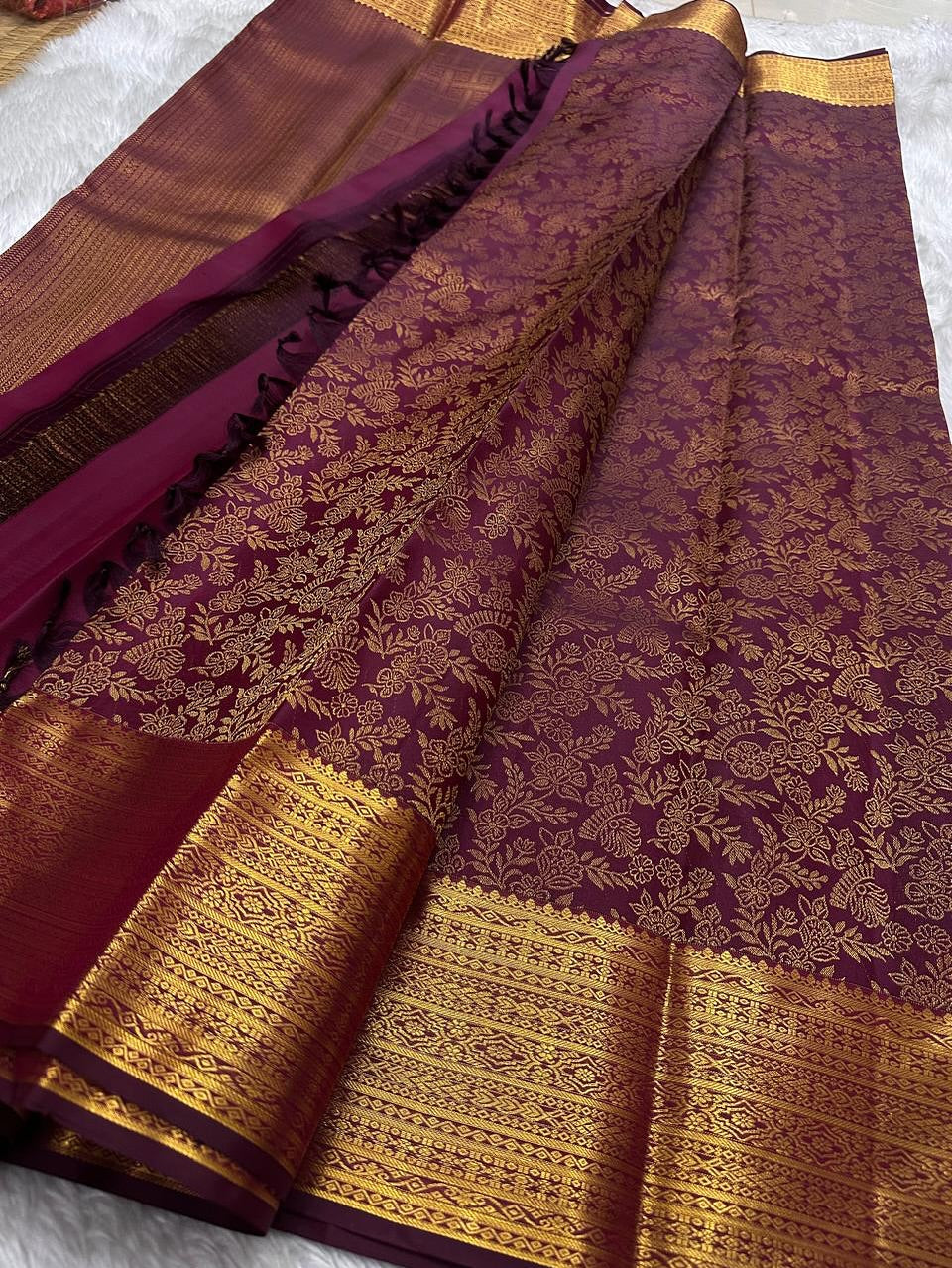 Graceful in Silk: Premium Banarasi Soft Silk Saree